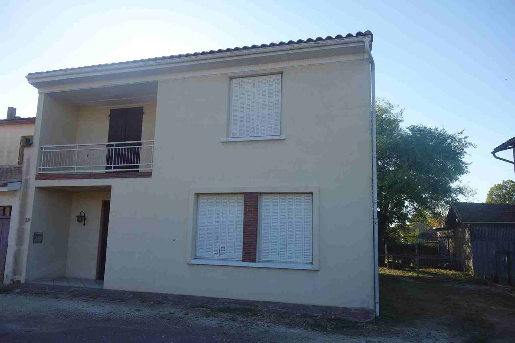 Achat maison à vendre 4 chambres 136 m² - Saint-Ciers-sur-Gironde