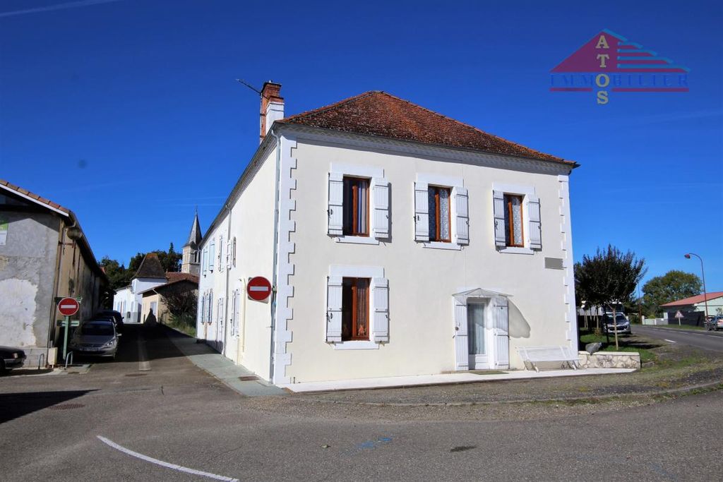 Achat maison à vendre 5 chambres 212 m² - Saint-Sever