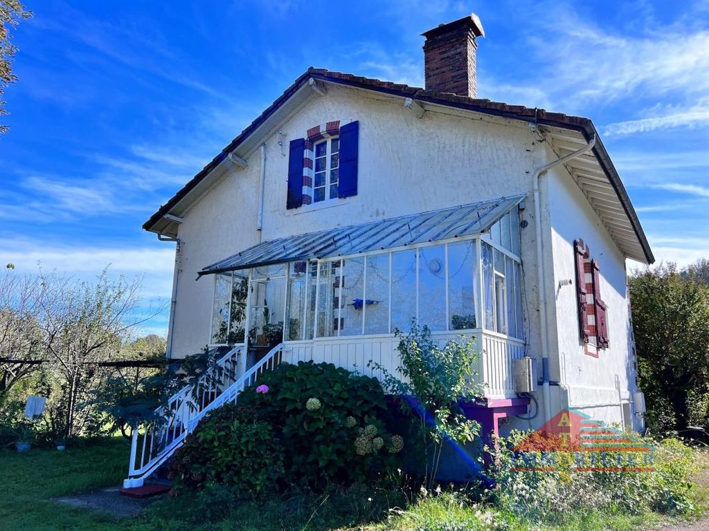 Achat maison à vendre 4 chambres 144 m² - Saint-Sever