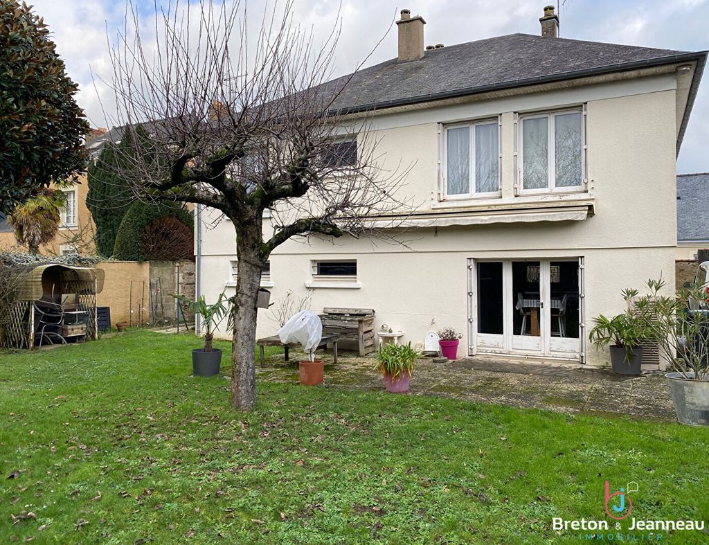 Achat maison à vendre 3 chambres 156 m² - Ampoigné