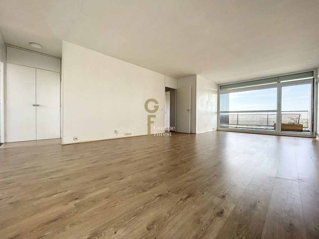 Achat appartement à vendre 4 pièces 96 m² - Croix