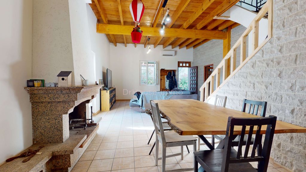 Achat maison à vendre 5 chambres 230 m² - Saint-André-de-Roquelongue