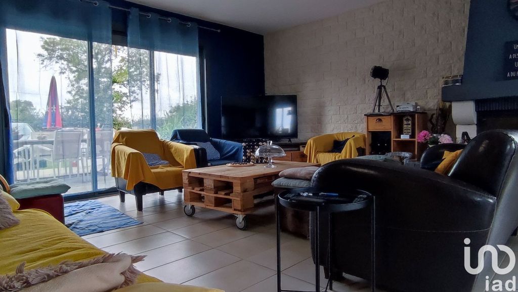 Achat maison à vendre 4 chambres 179 m² - Saint-Valérien