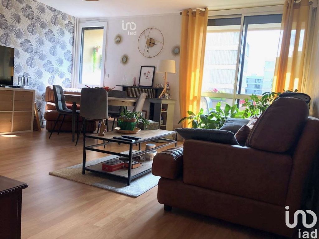 Achat appartement à vendre 4 pièces 79 m² - Élancourt