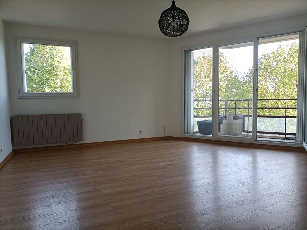 Achat appartement à vendre 2 pièces 47 m² - Rosny-sous-Bois