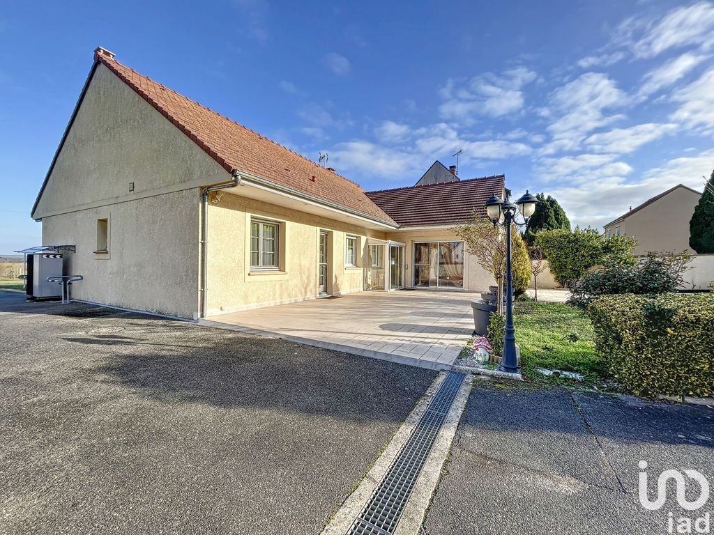 Achat maison à vendre 4 chambres 165 m² - Nemours