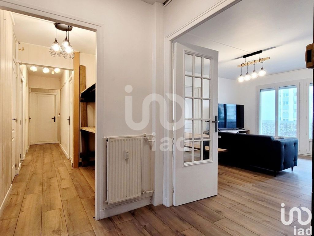 Achat appartement à vendre 6 pièces 108 m² - Hérouville-Saint-Clair