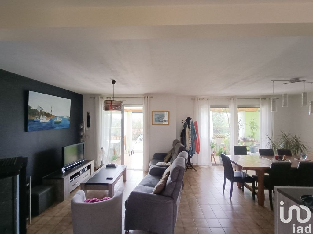 Achat maison à vendre 4 chambres 140 m² - Malguénac