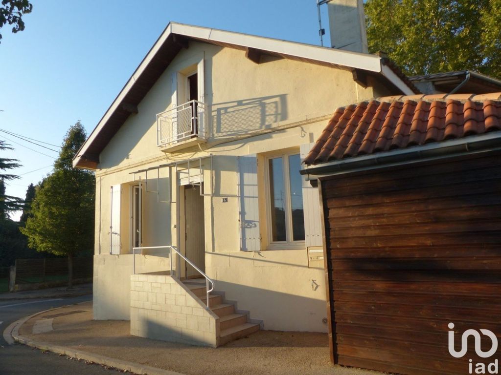 Achat maison à vendre 5 chambres 104 m² - Pineuilh