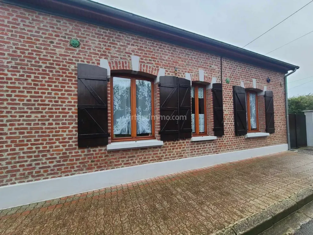 Achat maison à vendre 2 chambres 125 m² - Roisel