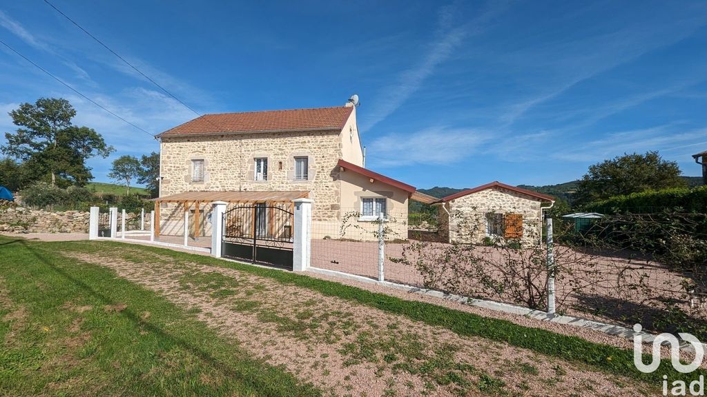 Achat maison à vendre 5 chambres 129 m² - Saint-Clément