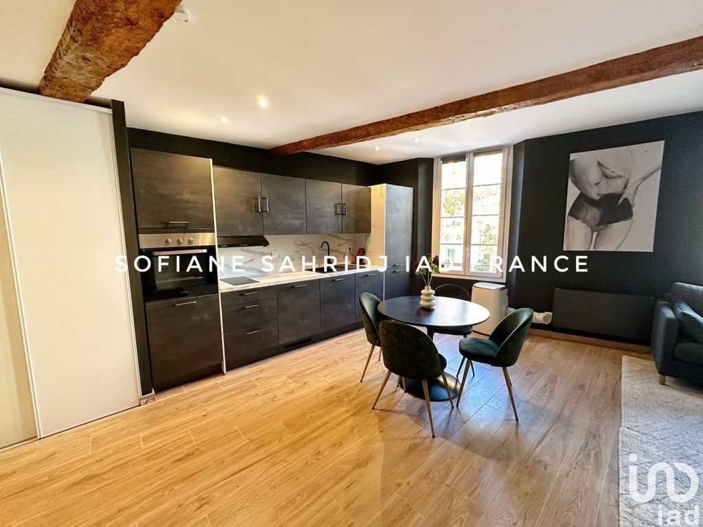 Achat appartement à vendre 3 pièces 73 m² - Solliès-Pont