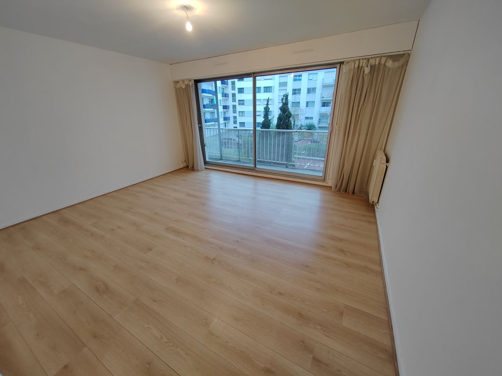 Achat appartement à vendre 3 pièces 75 m² - Biarritz