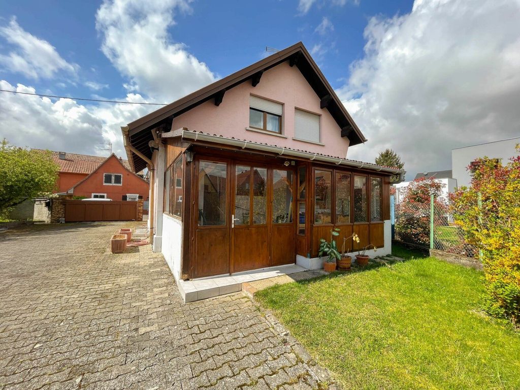 Achat maison à vendre 4 chambres 158 m² - Fessenheim