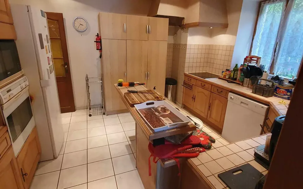 Achat maison à vendre 5 chambres 260 m² - Le Saulcy