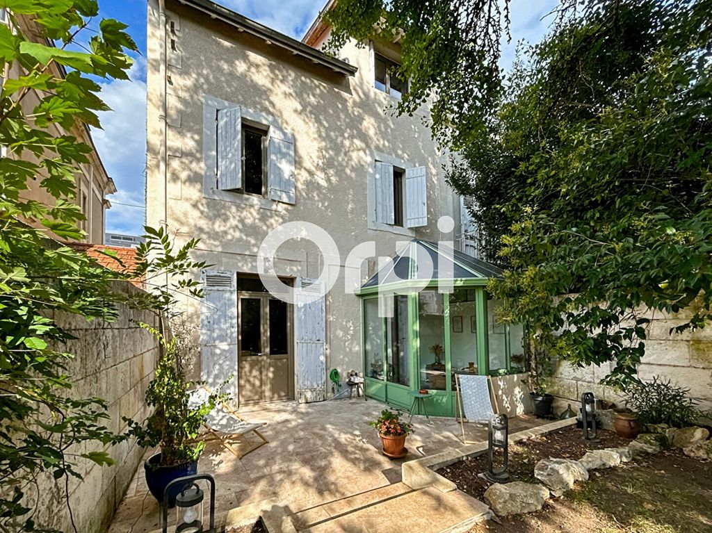 Achat maison à vendre 6 chambres 185 m² - Périgueux