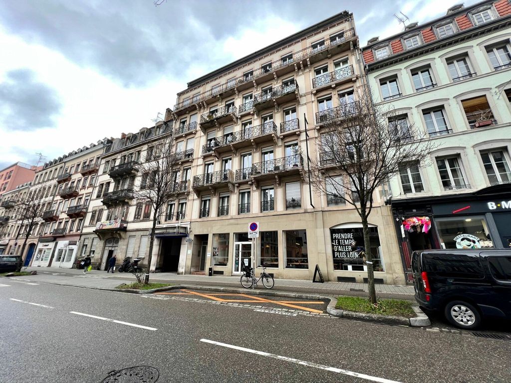 Achat appartement à vendre 3 pièces 91 m² - Strasbourg