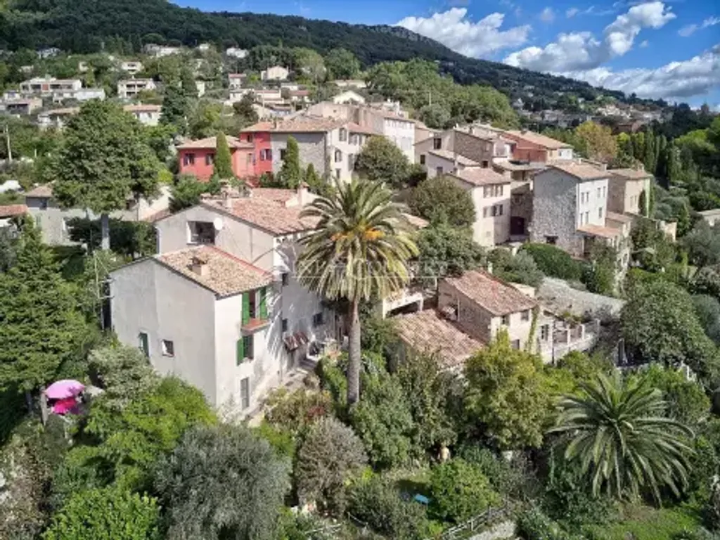 Achat appartement 9 pièce(s) Châteauneuf-Grasse