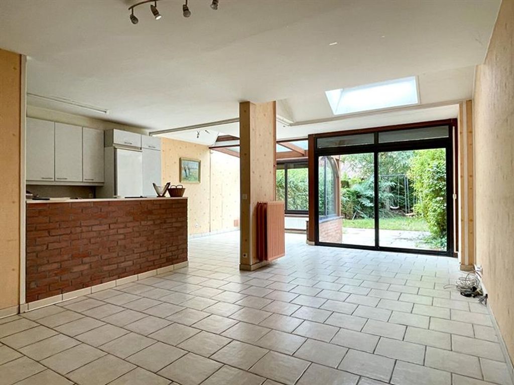Achat maison à vendre 5 chambres 128 m² - Villeneuve-d'Ascq
