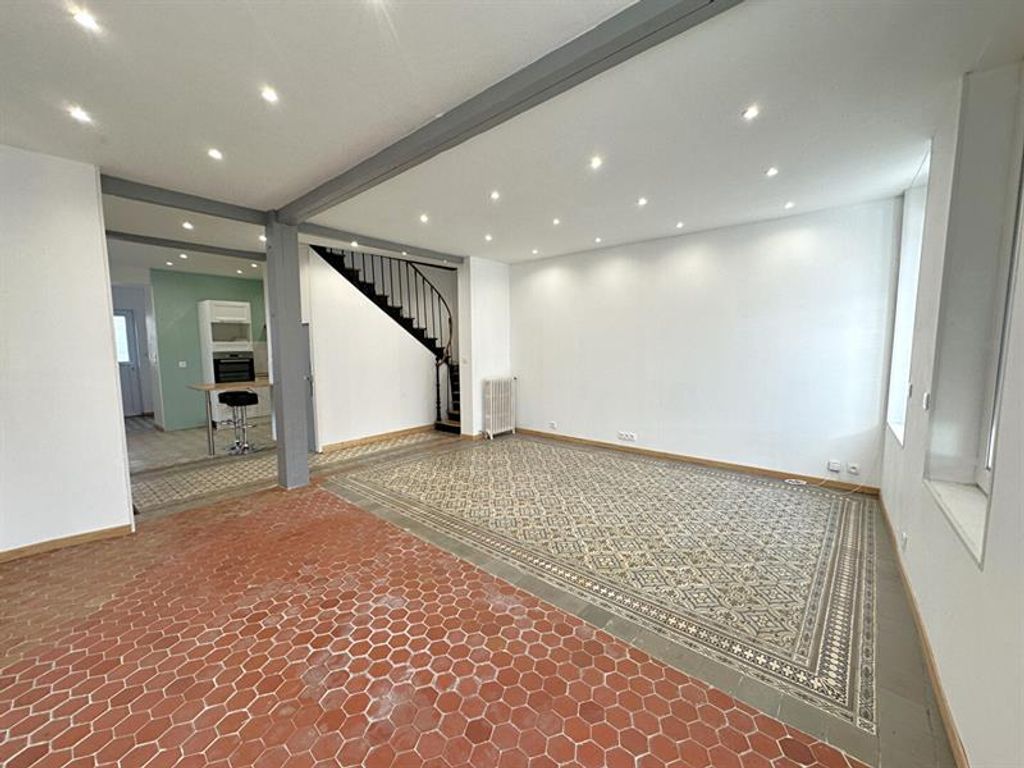 Achat maison à vendre 3 chambres 128 m² - Clary