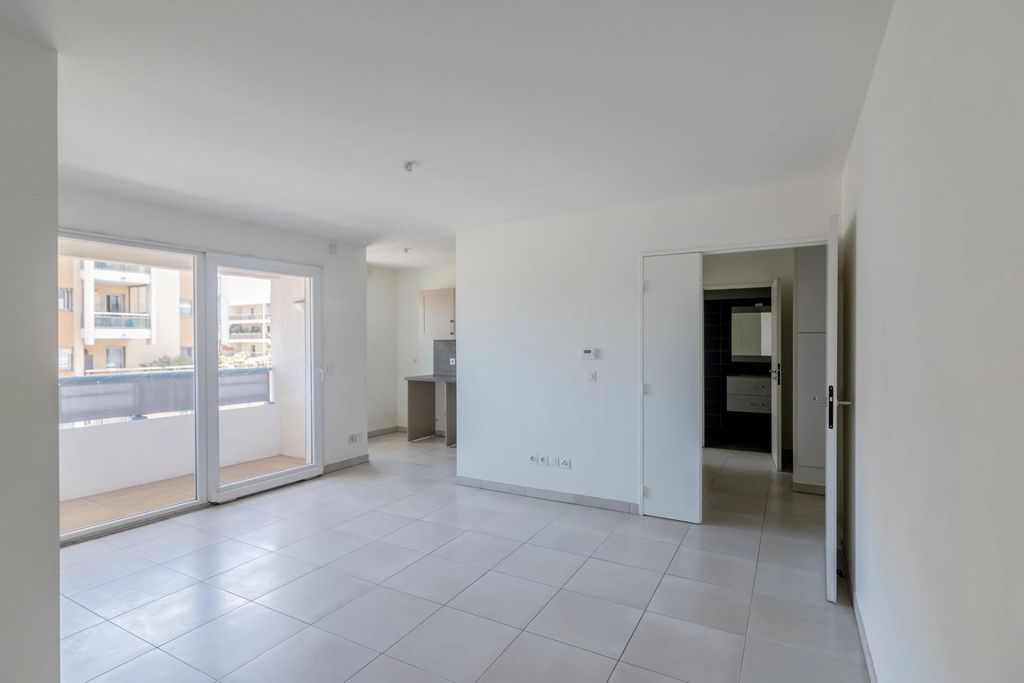 Achat appartement à vendre 3 pièces 56 m² - Antibes