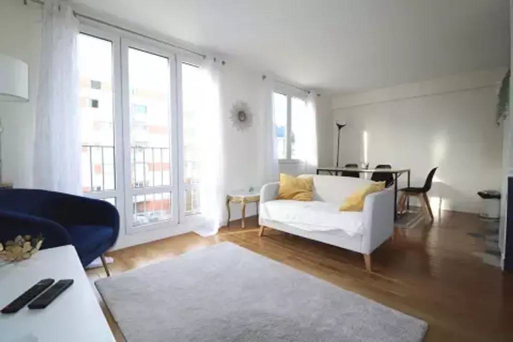 Achat appartement à vendre 3 pièces 57 m² - Versailles