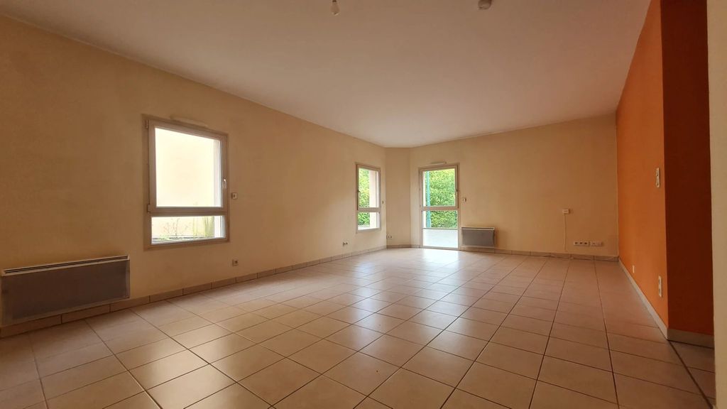 Achat appartement à vendre 3 pièces 74 m² - Maintenon