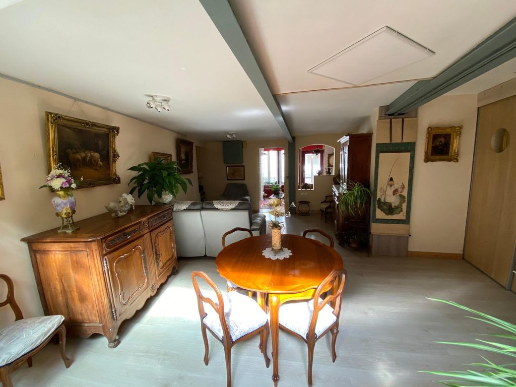 Achat maison à vendre 3 chambres 175 m² - Beaulieu-lès-Loches