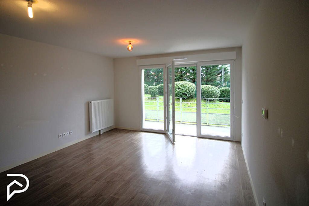 Achat appartement à vendre 2 pièces 42 m² - Villenave-d'Ornon