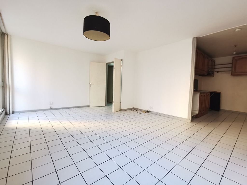 Achat appartement à vendre 3 pièces 56 m² - Saint-Denis