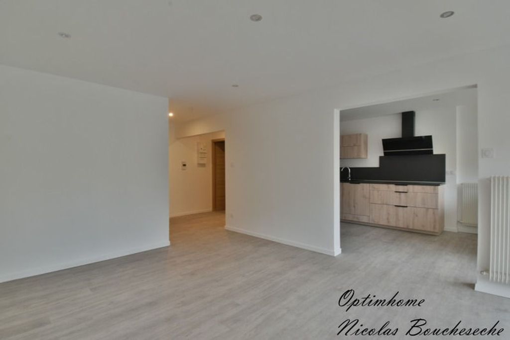 Achat appartement à vendre 5 pièces 100 m² - Saint-Dié-des-Vosges