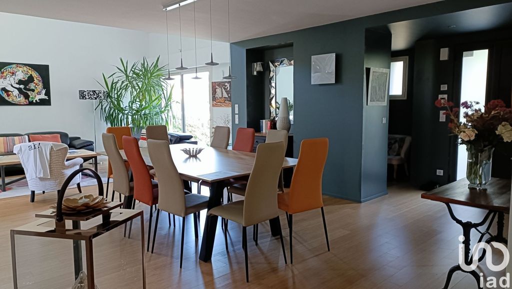 Achat maison à vendre 3 chambres 230 m² - Sainte-Gemmes-sur-Loire