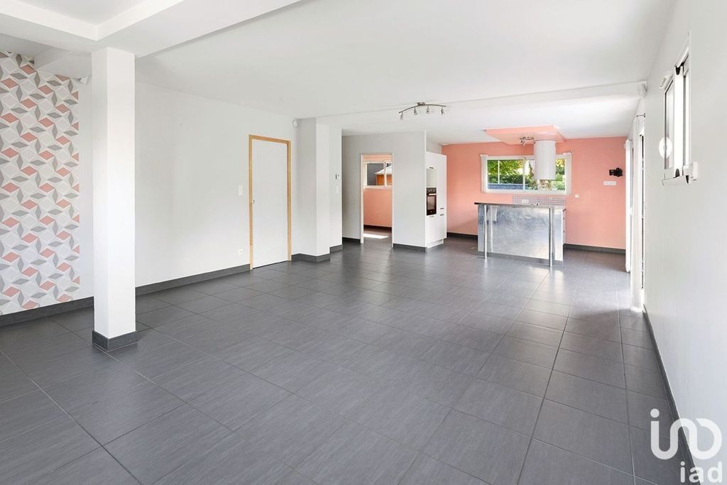 Achat maison à vendre 4 chambres 123 m² - Sautron