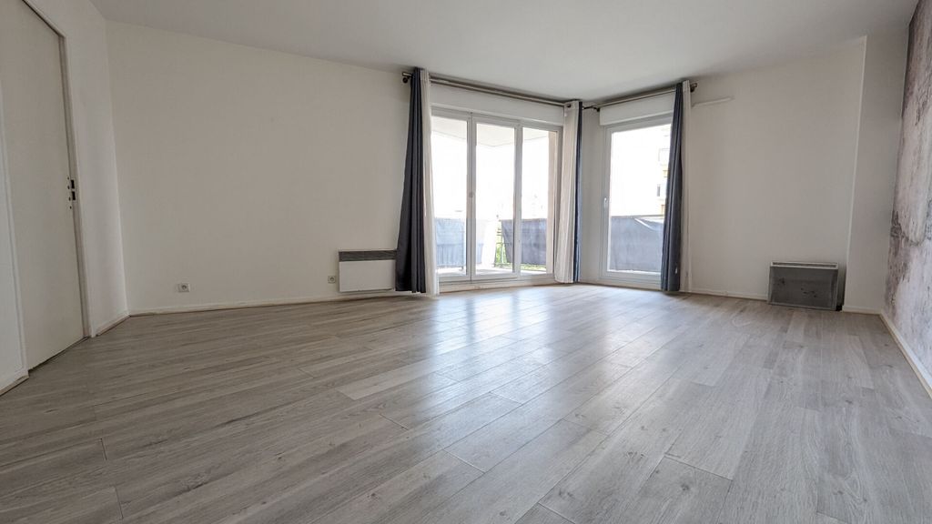 Achat appartement à vendre 3 pièces 67 m² - Saint-Denis