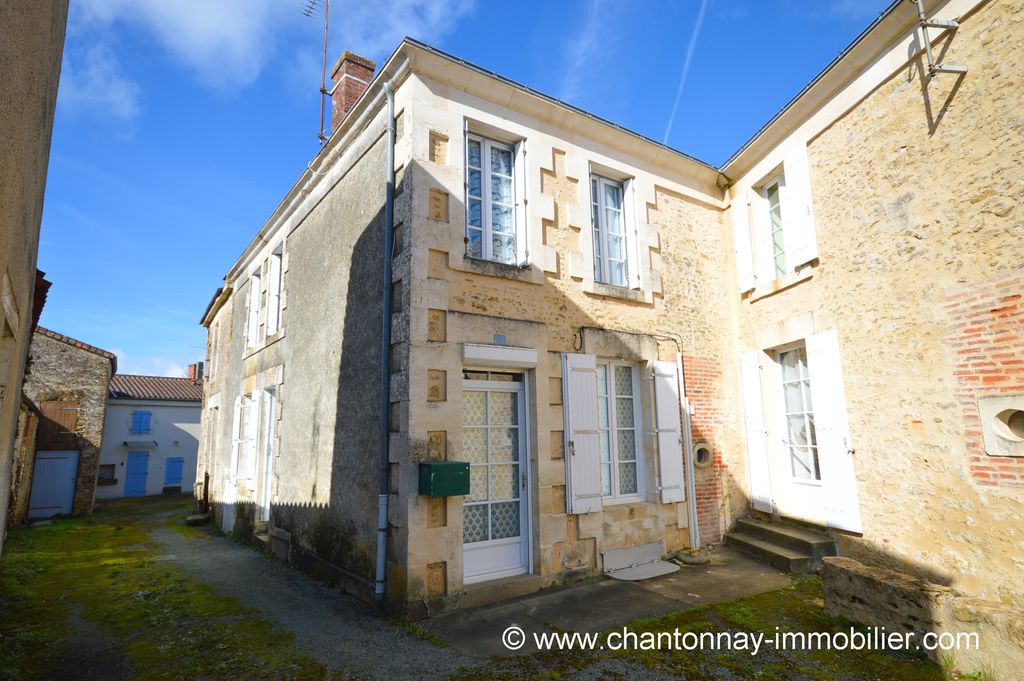 Achat maison à vendre 2 chambres 100 m² - Chantonnay