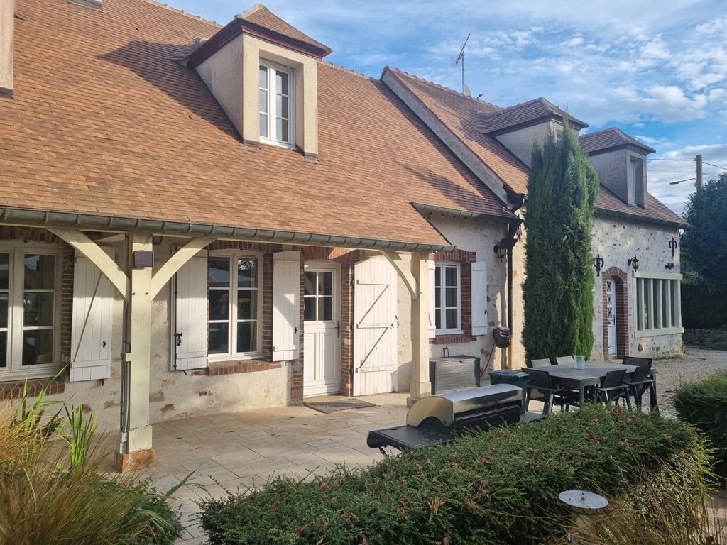 Achat maison à vendre 4 chambres 200 m² - Louan-Villegruis-Fontaine