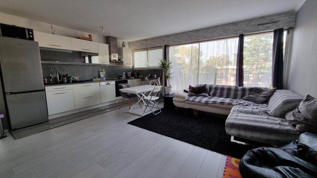 Achat appartement à vendre 3 pièces 68 m² - Brunoy