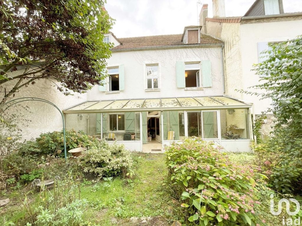 Achat maison à vendre 4 chambres 196 m² - Cosne-Cours-sur-Loire