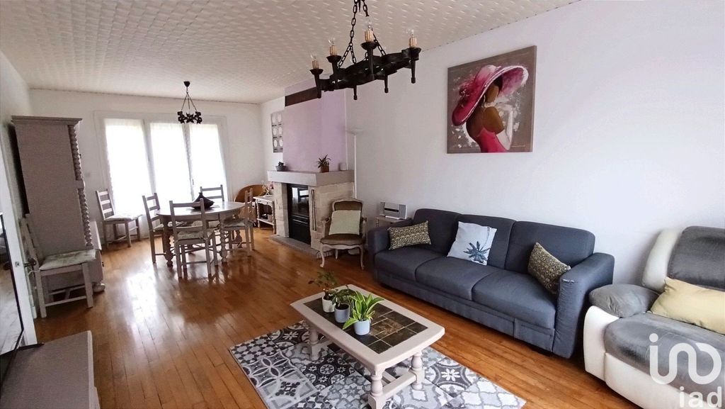 Achat maison à vendre 4 chambres 123 m² - Saint-Maur