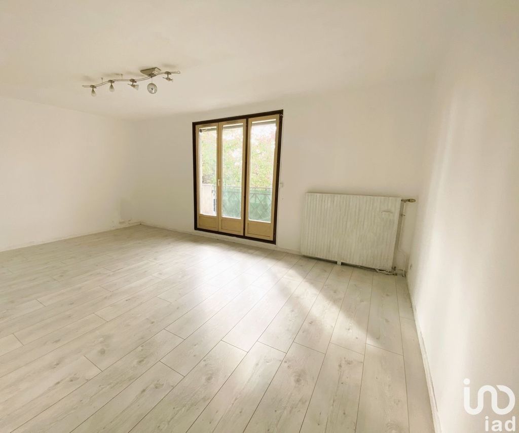 Achat appartement à vendre 3 pièces 67 m² - Évry