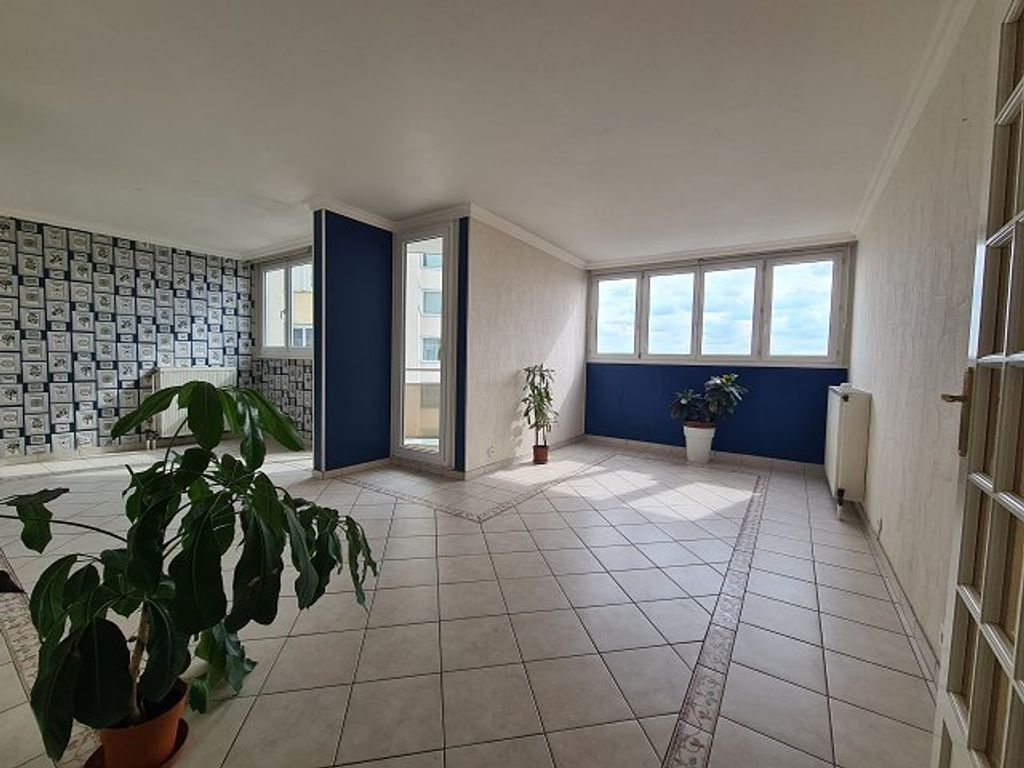 Achat appartement à vendre 5 pièces 102 m² - Créteil