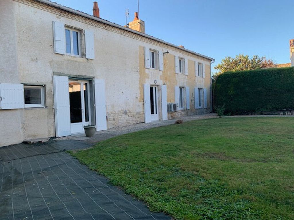 Achat maison à vendre 1 chambre 72 m² - Surgères