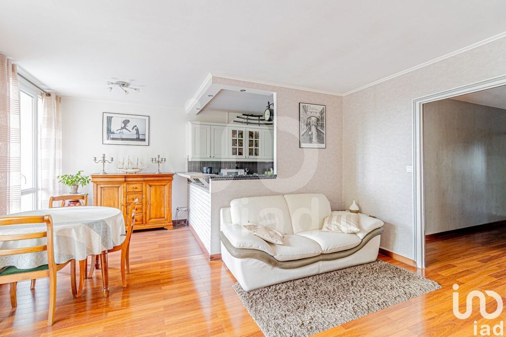 Achat appartement à vendre 4 pièces 81 m² - Chilly-Mazarin