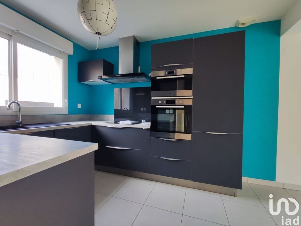 Achat maison à vendre 3 chambres 85 m² - Sainte-Luce-sur-Loire