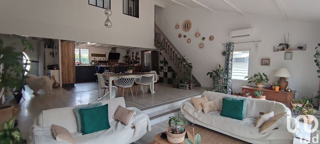 Achat maison à vendre 5 chambres 171 m² - Poitiers