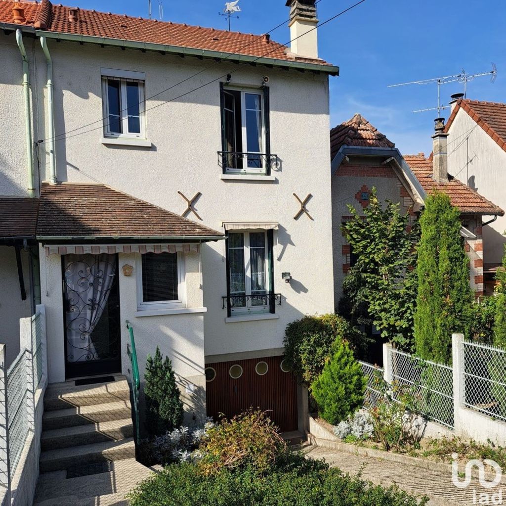 Achat maison à vendre 2 chambres 104 m² - Meaux