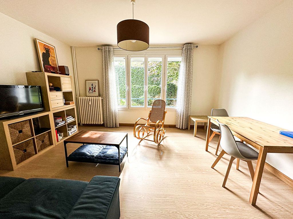 Achat appartement à vendre 3 pièces 49 m² - Fontenay-sous-Bois