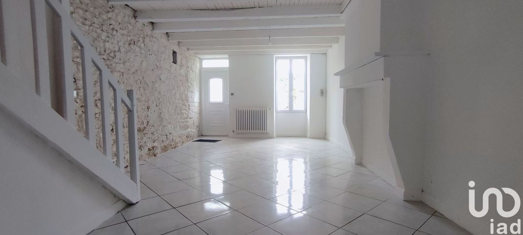 Achat maison à vendre 2 chambres 82 m² - Saint-Vaize