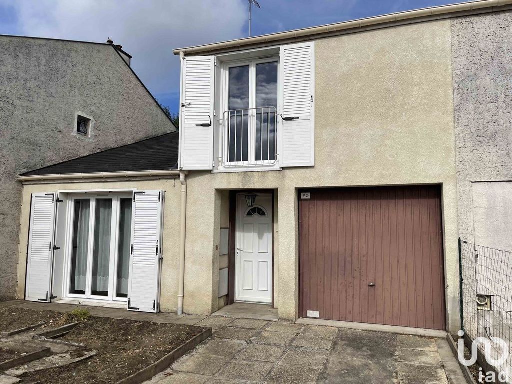 Achat maison à vendre 3 chambres 90 m² - Saint-Pierre-lès-Nemours