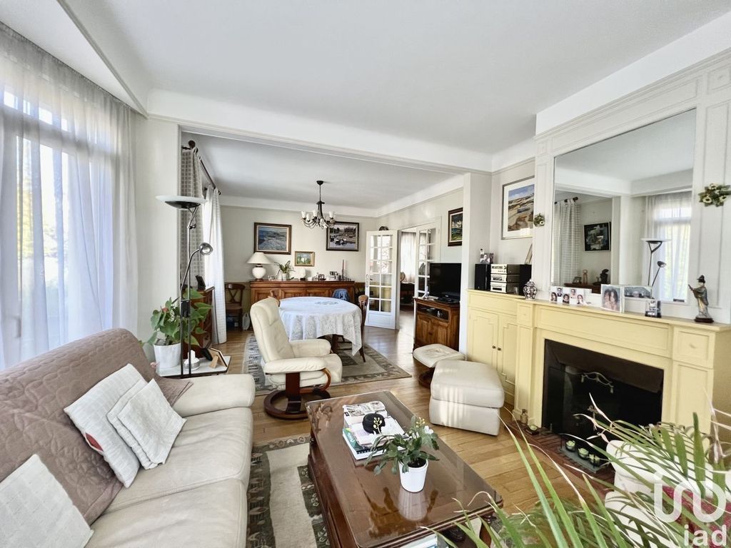Achat maison à vendre 5 chambres 130 m² - Joinville-le-Pont